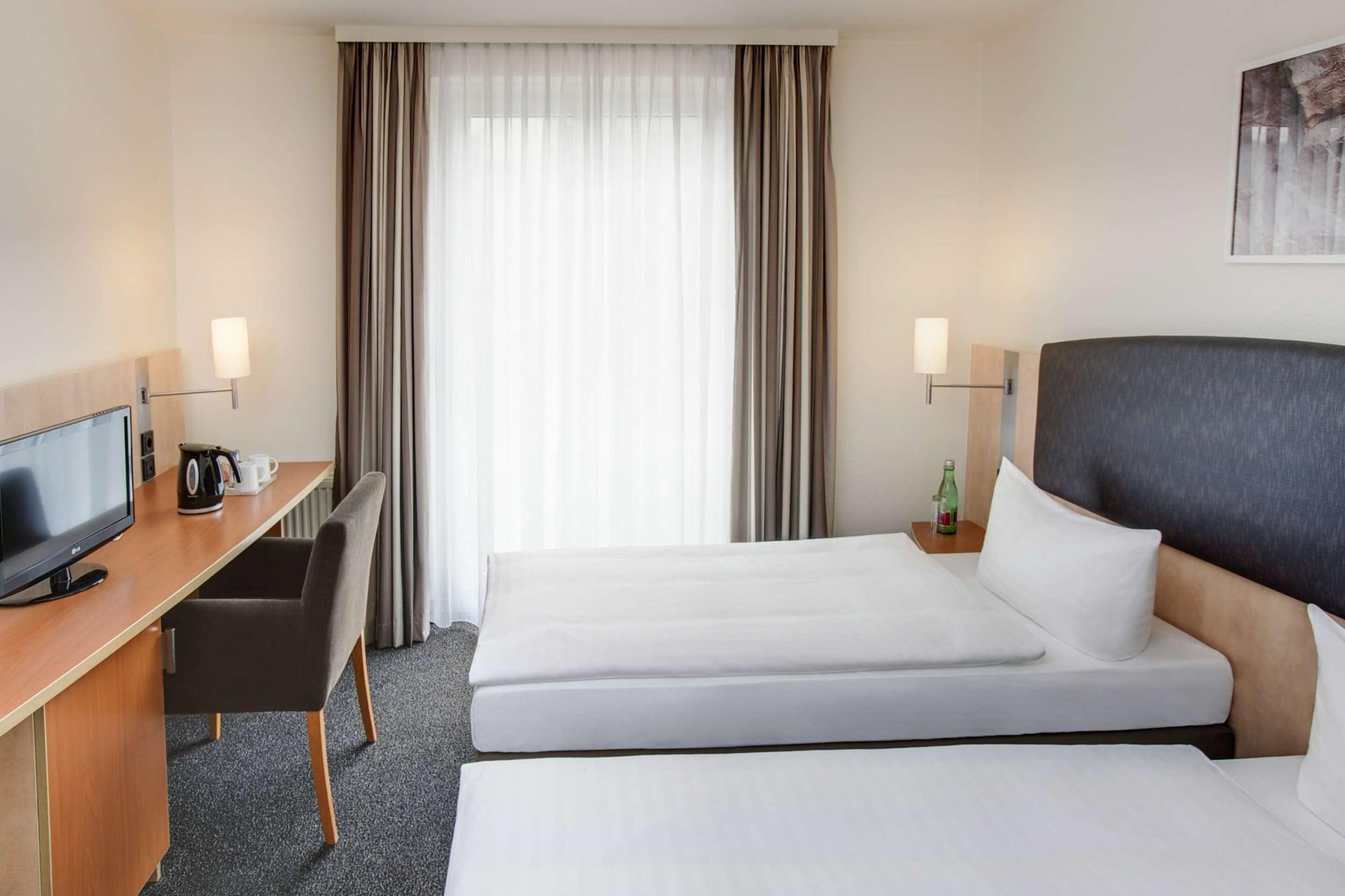 Intercityhotel 4* Wien