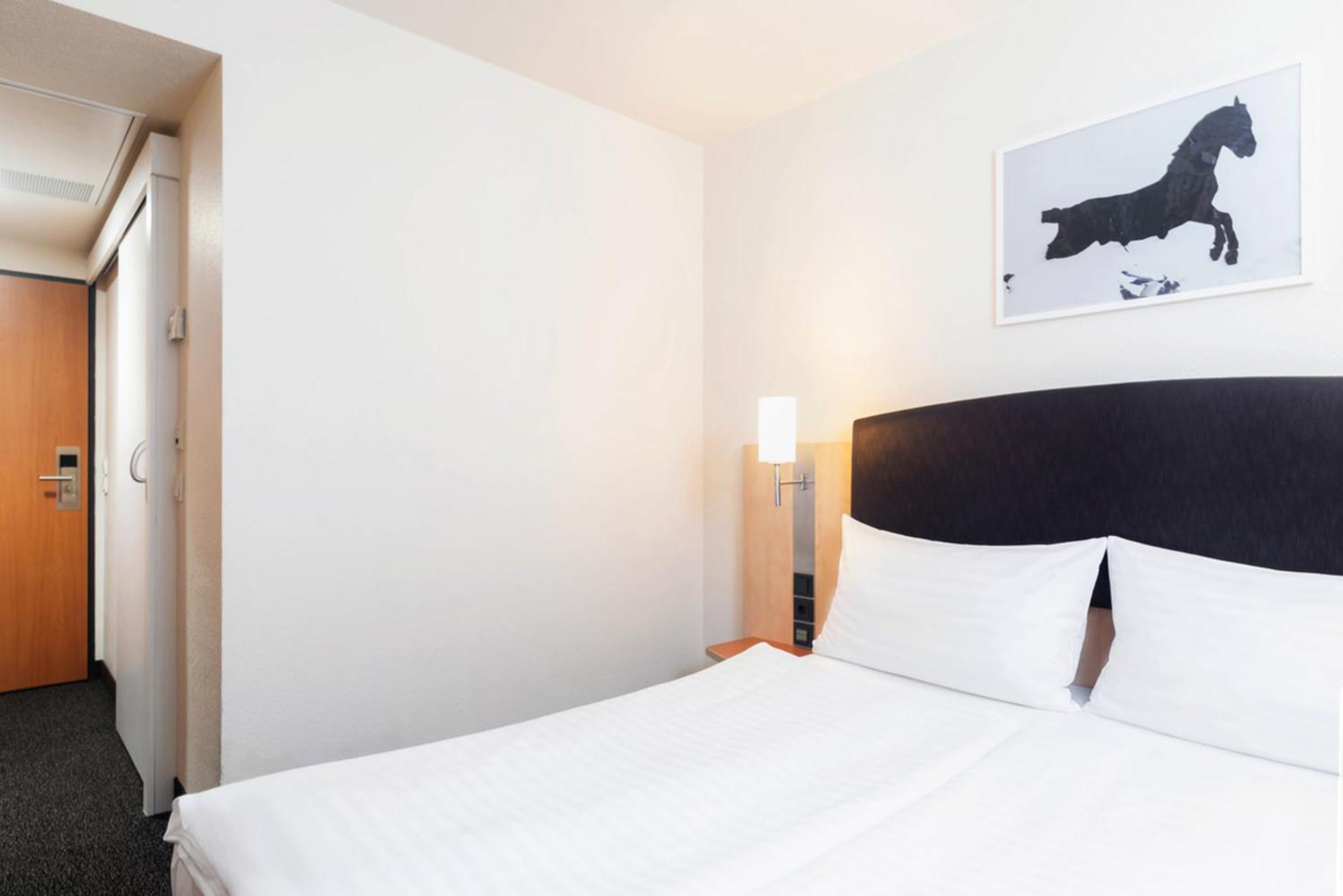 Intercityhotel 4* Wien